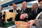 Rektor WSA Jerzy Engler i minister rolnictwa Marek Sawicki 
