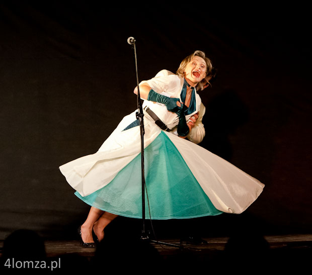 8.07.2011 Nowogród, Festiwal Muzyczne Dni Drozdowo - Łomża, Zdjęcie pt. równowaga.