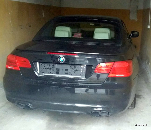 Odzyskane BMW w policyjnym garażu (fot. KWP Białystok)
