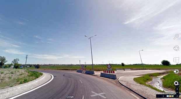Rondo z wylotem na nieistniejącą tzw. południowo – wschodnią obwodnicę Zambrowa w ciągu drogi krajowej nr 63 (fot. maps.google.pl)