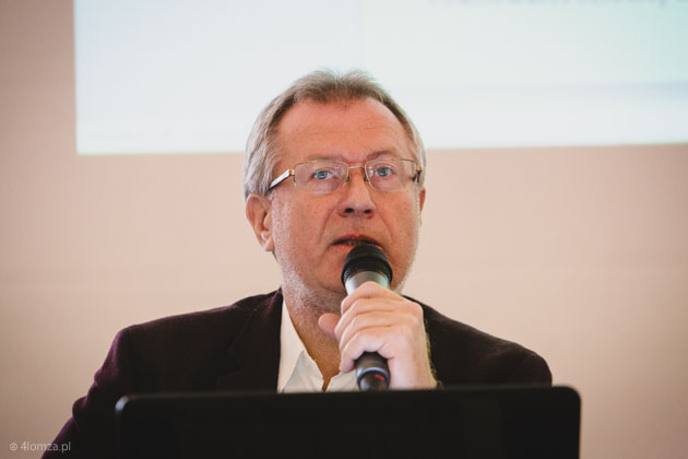 Dr Aleksander Kisil