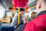 Foto: Święty Walenty na walentynki  w autobusie, poez...