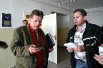 Foto: po wyjściu z sali obrad po zawieszeniu rozmów