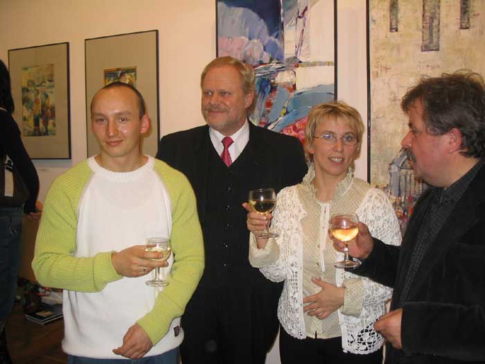 Prezydent Jerzy Brzeziński z laureatami Nagrody
<br />
fot. UM Łomża