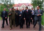 Foto: Jarosław Kaczyński b. premier, Krzysztof Putra, bp łomżyński Stanisław Stefanek - fot. Adam Babiel