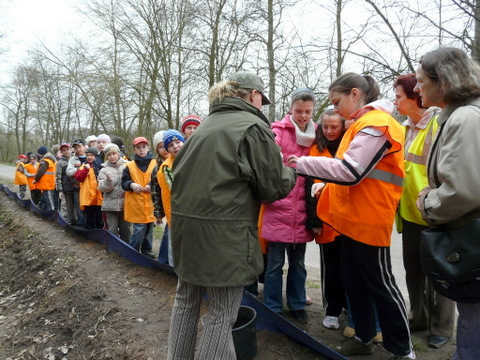 Zaprzyjaźniona szkoła z Małego Płocka również pomagała w akcji - 11.04.2008