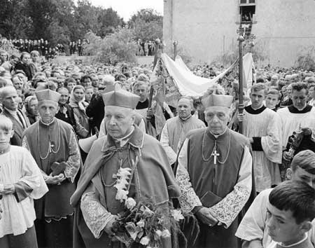Kardynał Wyszyński w Łomży (6-7 VIII 1966r.) - Obchody Millenium (fot. katedra.4lomza.pl)