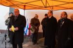 Foto: Prezydent Łomży Mieczysław Czerniawski, Jan Jagielski (Żydowski Instytut Historyczny), ambasador Izraela w Polsce Zvi Rav-Ner, naczelny rabin Polski Michael Schudrich