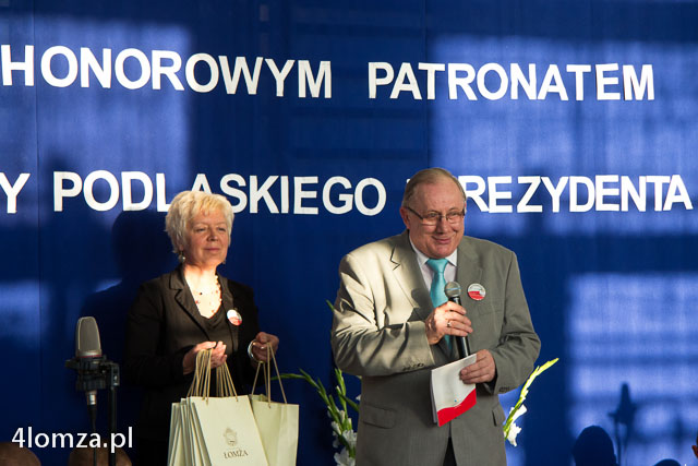Z-ca prezydenta Łomży Mirosława Kluczek i prezydent Łomży Mieczysław Czerniawski
