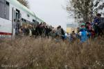 Foto: Były dworzec PKP w Łomży, wyjście w zarośla