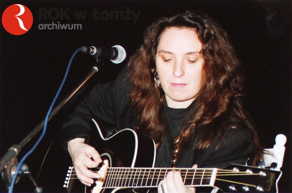 23.11.1992 
Wystąpiła Martyna Jakubowicz, polska wokalistka, gitarzystka i kompozytorka tworząca muzykę z pogranicza bluesa, rocka i amerykańskiego folku.