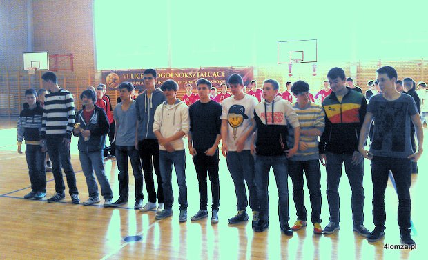 Drużna koszykarzy z Publicznego Gimnazjum nr 8 w Łomży