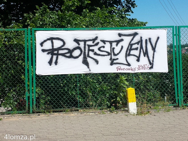 Baner na płocie WOPiTU w Łomży