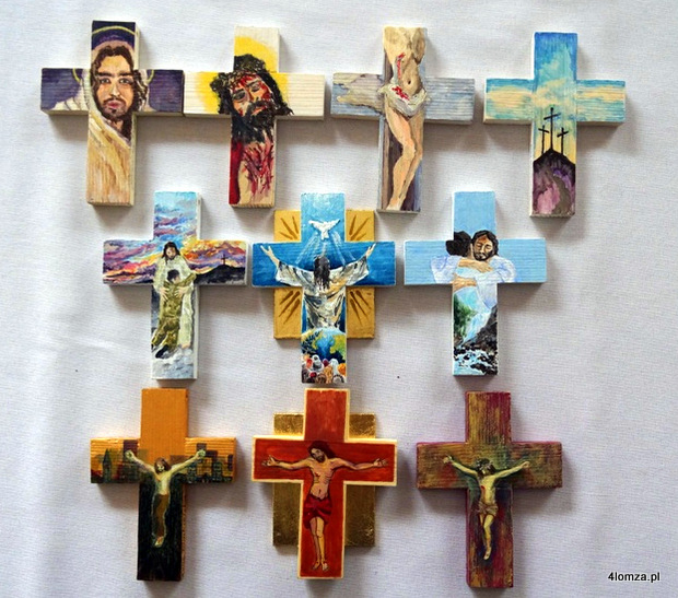 Nagrodzone prace w konkursie „Krzyżyk – znak mojej wiary” (fot. katedra.4lomza.pl)