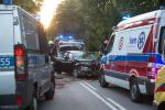 Foto: Czołówka z policyjnym radiowozem