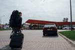Foto: Młodzi nie wyjadą? Pieniądze na bony się skończ...
