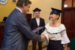 Foto: Dyplom otrzymuje Bogumiła Olbryś