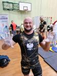 Foto: Łomżanin Paweł Gębusiak z medalami