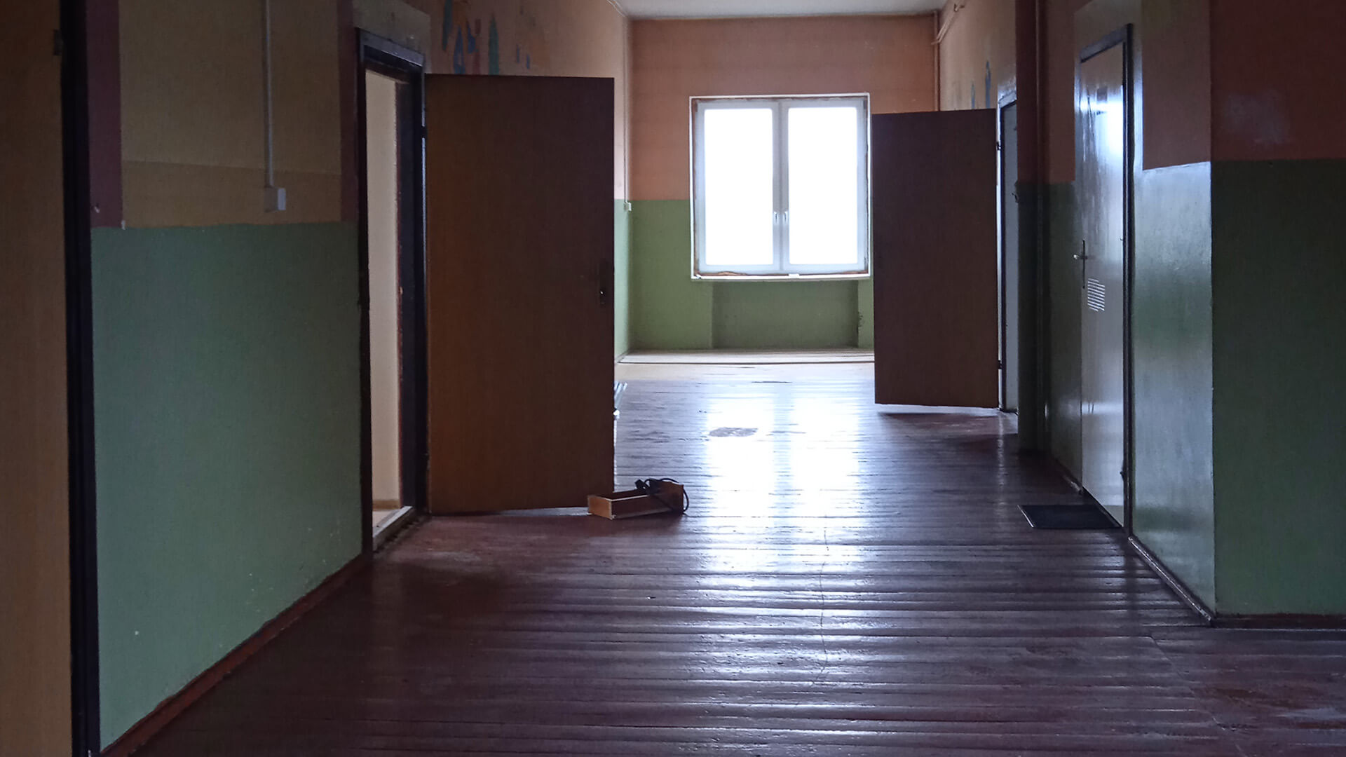 Dom Samotnej Matki w Nieławicach przed remontem, fot. Fundacja