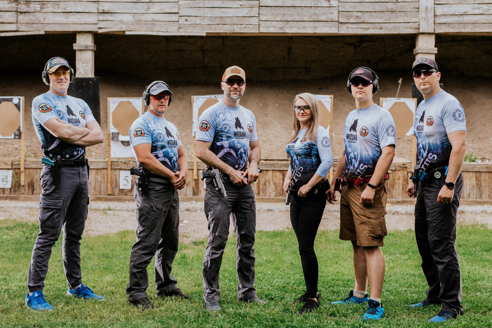 Rafał Komorowski, Kamil Chojnowski, Kamil Brzostowski, Małgorzata Chojnowska,  Dawid Chojnowski i Łukasz Chojnowski