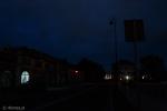 Foto: Ulica Giełczyńska, w tle zaświeciły się latarnie na Starym Rynku 19:34:06